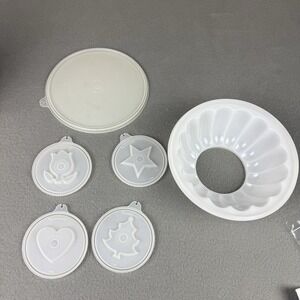 6 Piece Tupperware 616-3 Jel-N-Serv Star Tree Heart Tulip Mold Lid Tray